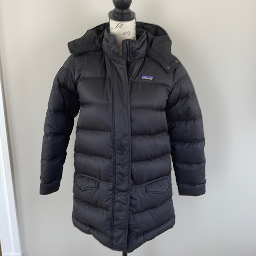 Patagonia girls puffer jacket